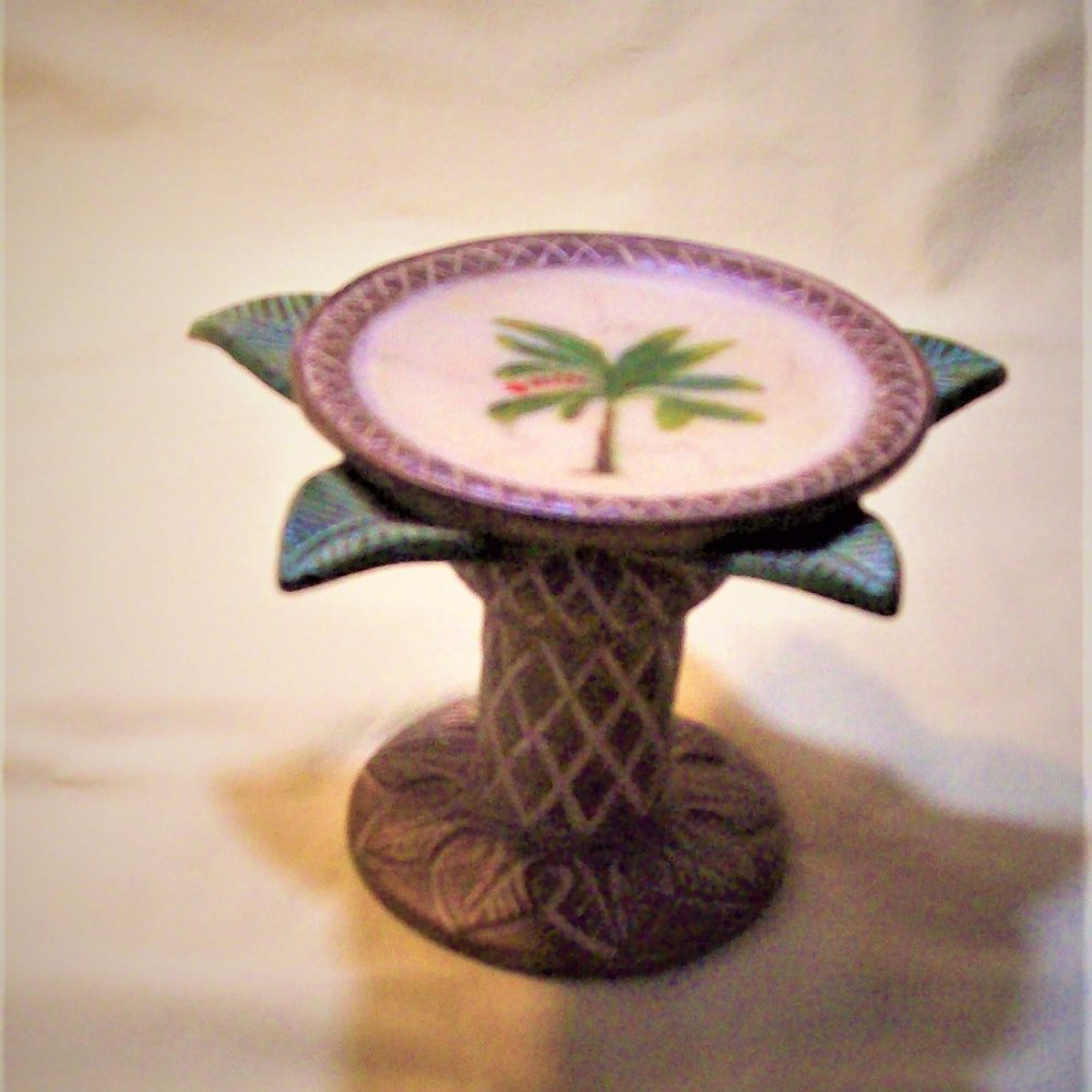 (*)~~~ PARADISE ~~~ Soap Dish ~ Brand New